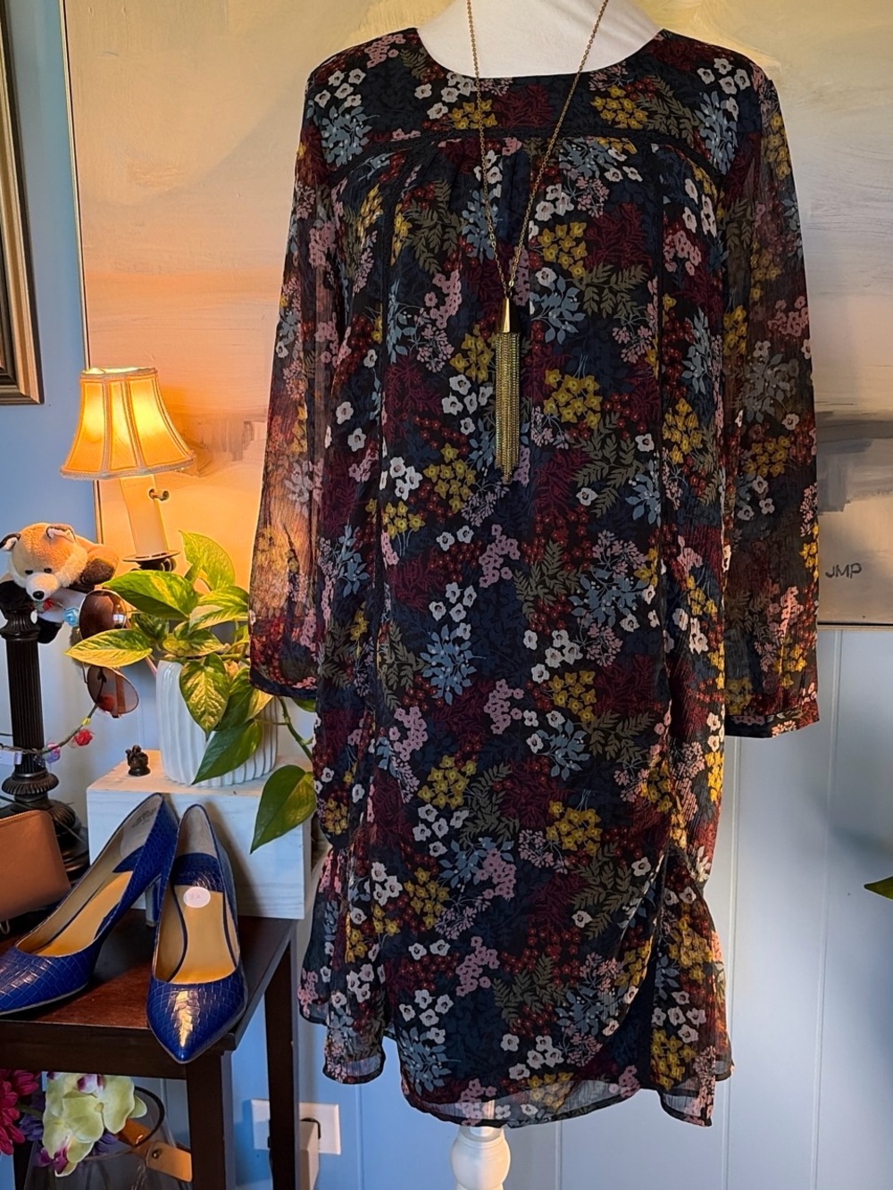 LOFT Black Floral Long-Sleeve Shift Dress
